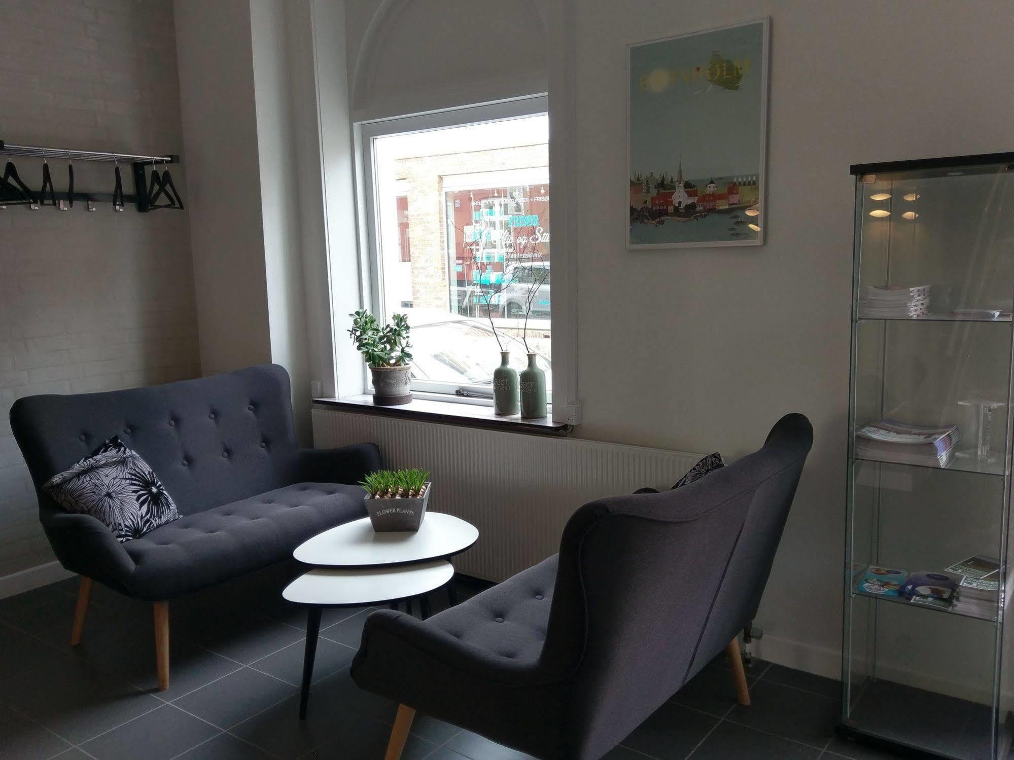 Kanns Hotel Åkirkeby Kültér fotó