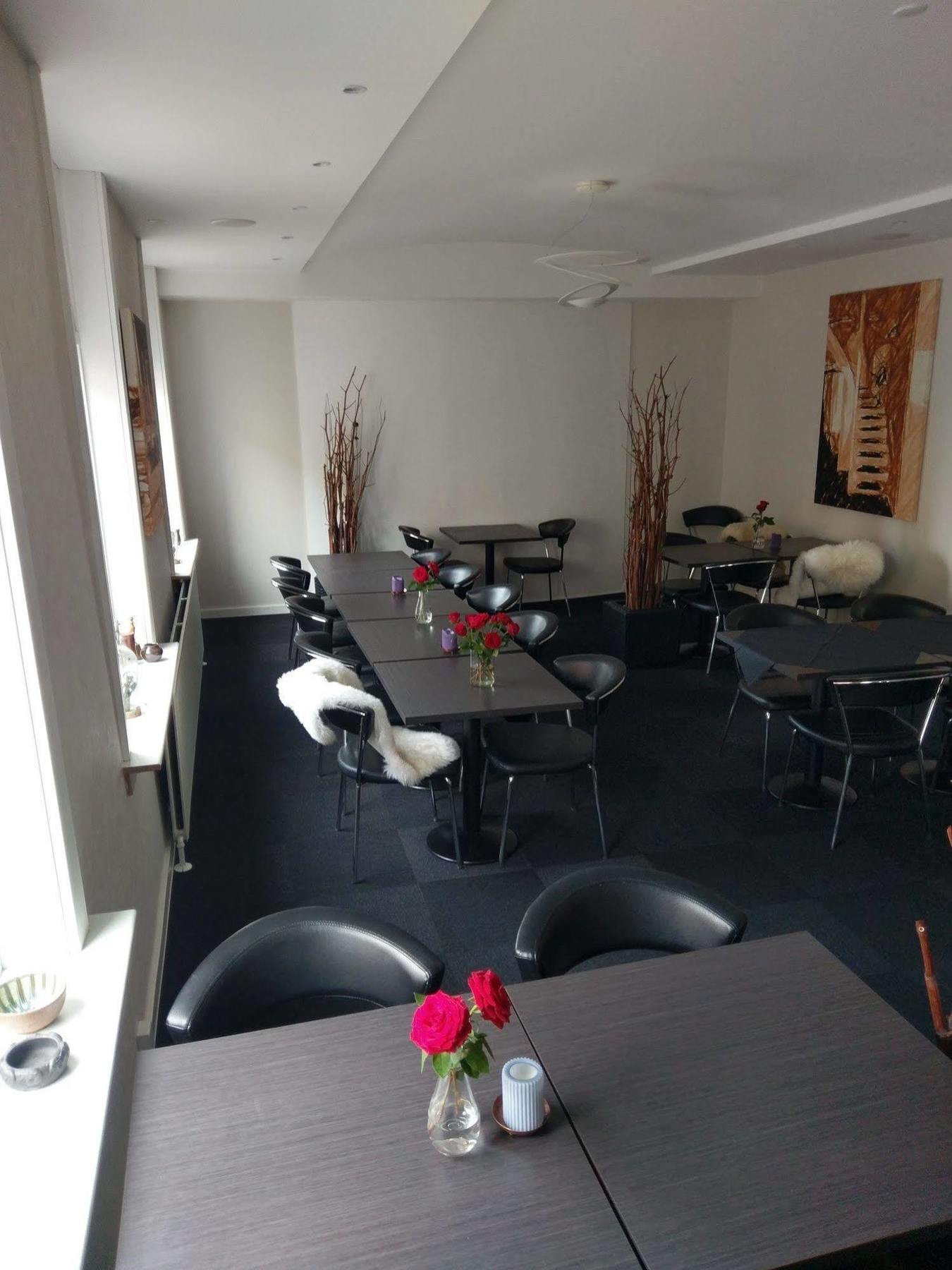 Kanns Hotel Åkirkeby Kültér fotó